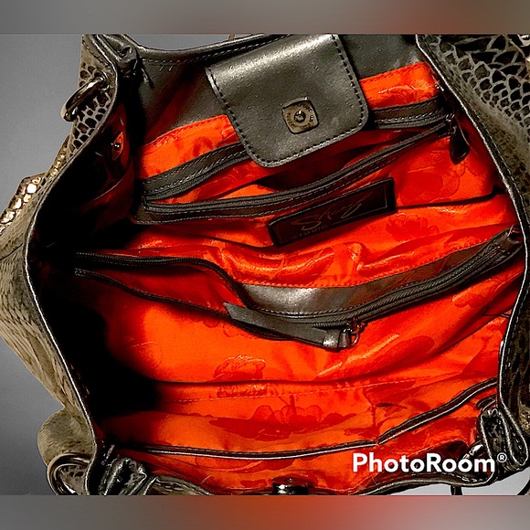 Sharif genuine leather 😍 - Picture 10 of 16